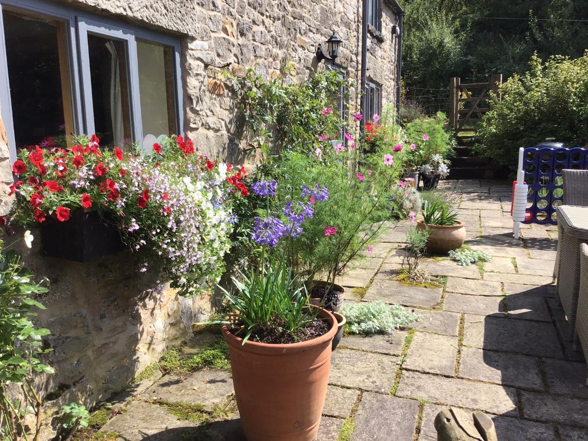 Lee House Farm Holiday Cottage With Possible Use Of Hot Tub Ninety Pounds A Session Waterfall 외부 사진